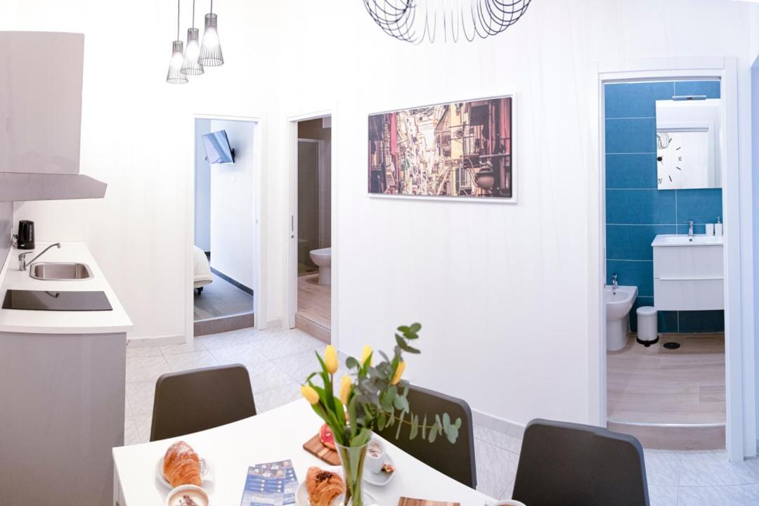 Preziosi 61 Apartment เนเปิลส์ ภายนอก รูปภาพ
